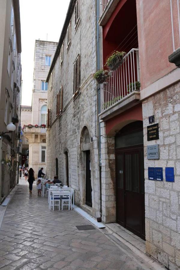 Val & Mar Studio Apartment Ζαντάρ Εξωτερικό φωτογραφία